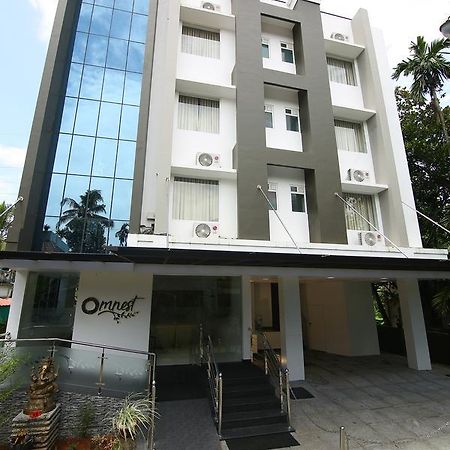 Omnest Hotel Kochi Екстериор снимка