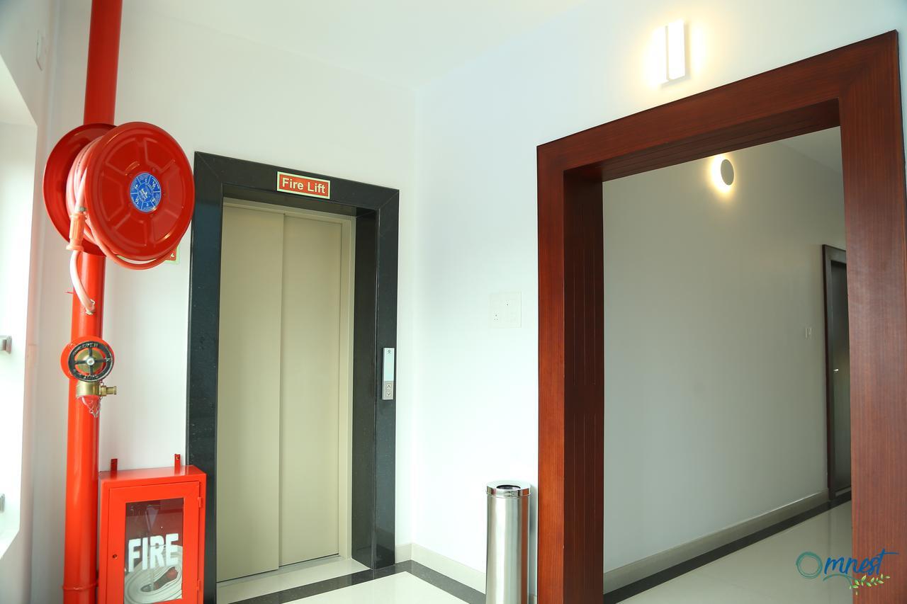 Omnest Hotel Kochi Екстериор снимка