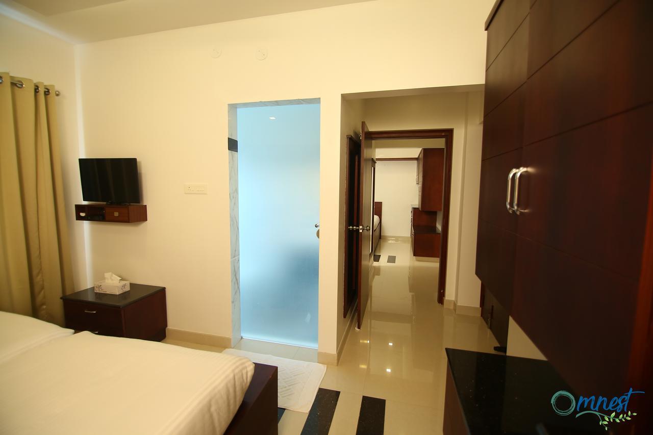 Omnest Hotel Kochi Екстериор снимка