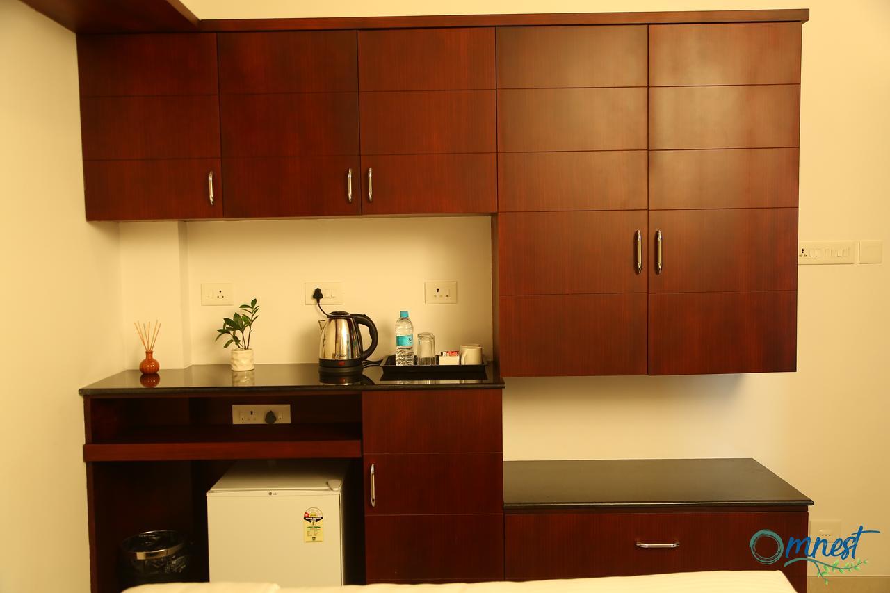 Omnest Hotel Kochi Екстериор снимка