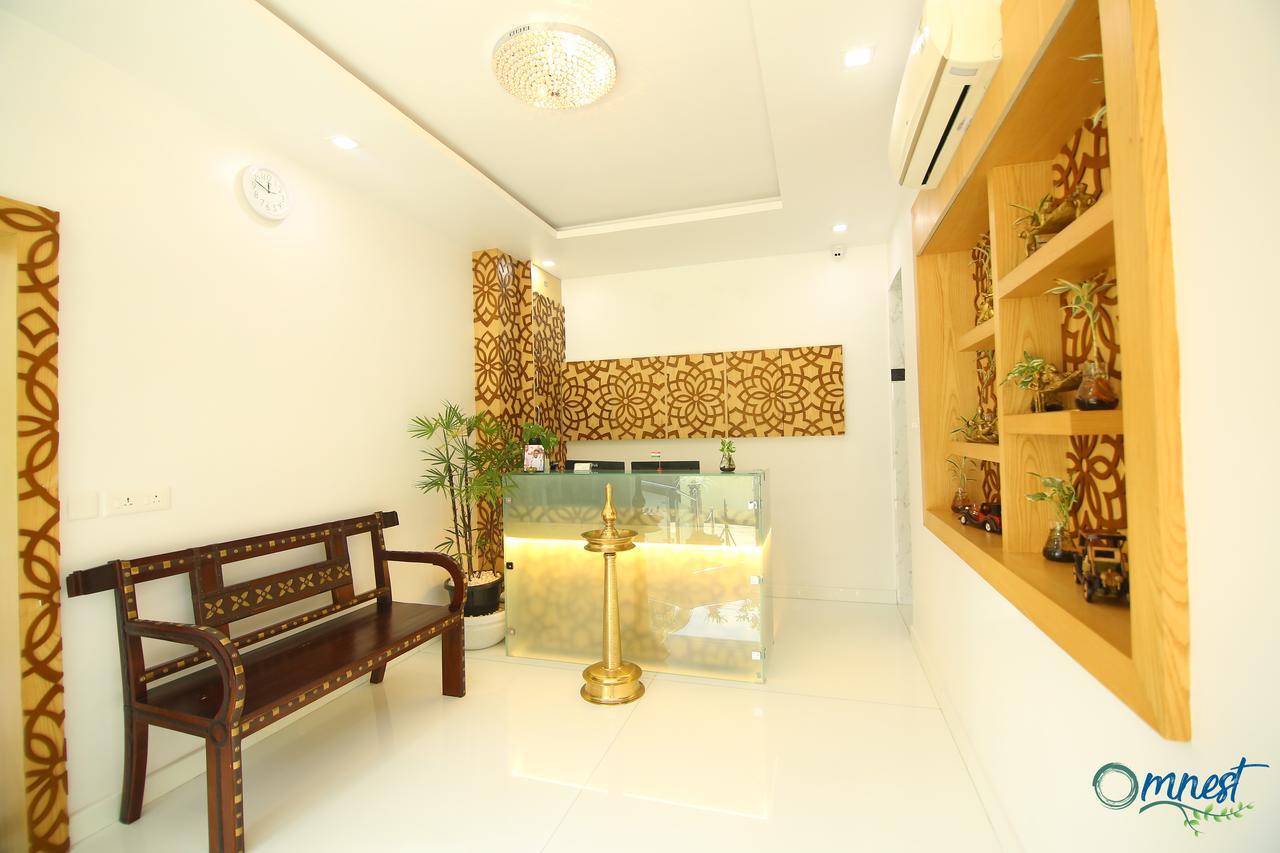 Omnest Hotel Kochi Екстериор снимка