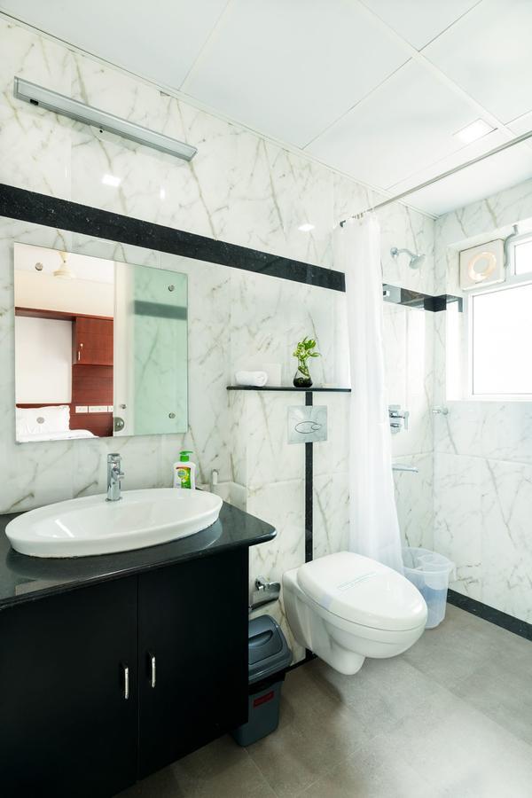 Omnest Hotel Kochi Екстериор снимка